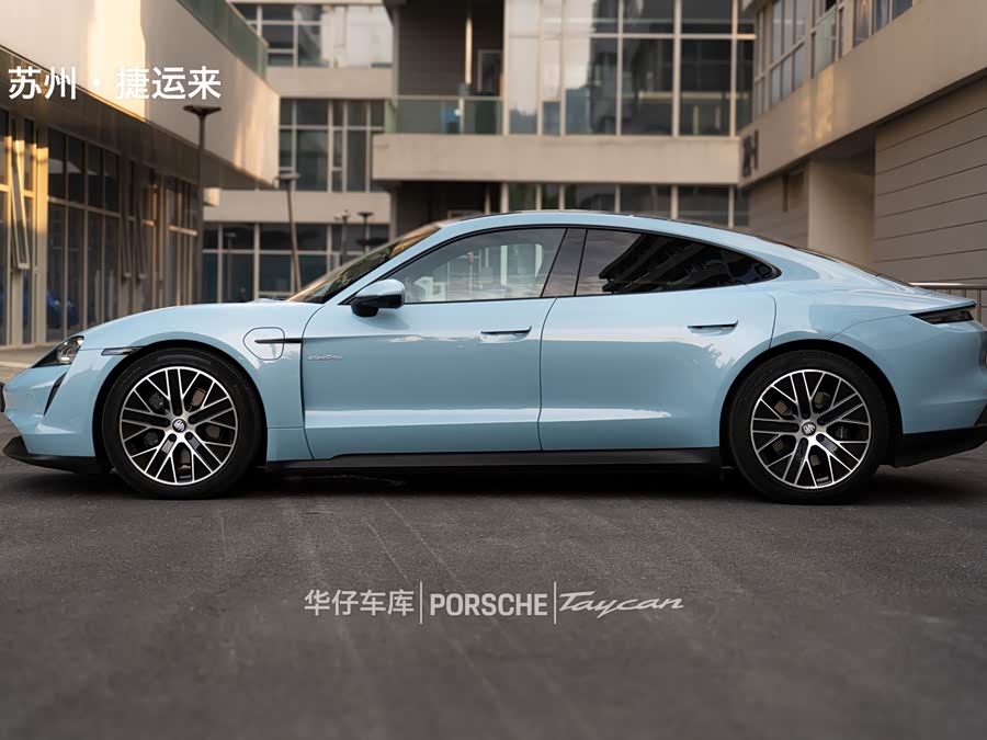 Porsche Taycan 2022