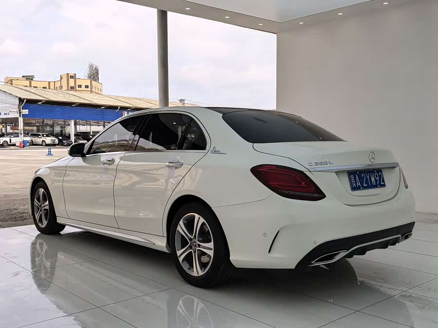 Mercedes-Benz C-Class 2019 — фото 15
