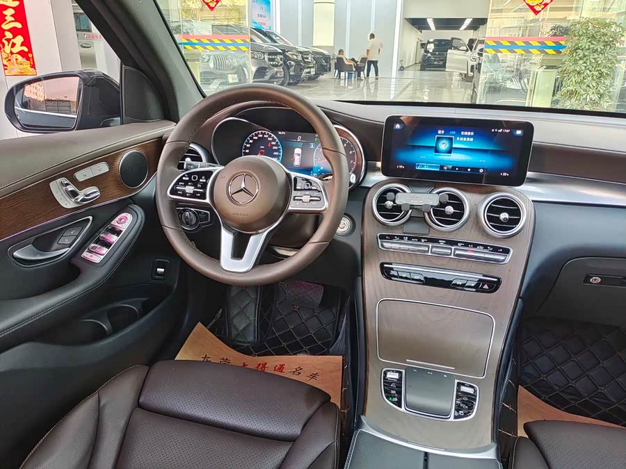 Mercedes-Benz GLC 2022