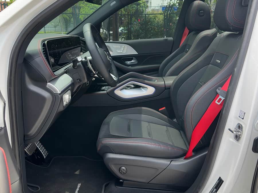 Mercedes-Benz GLE AMG 2025 — фото 10