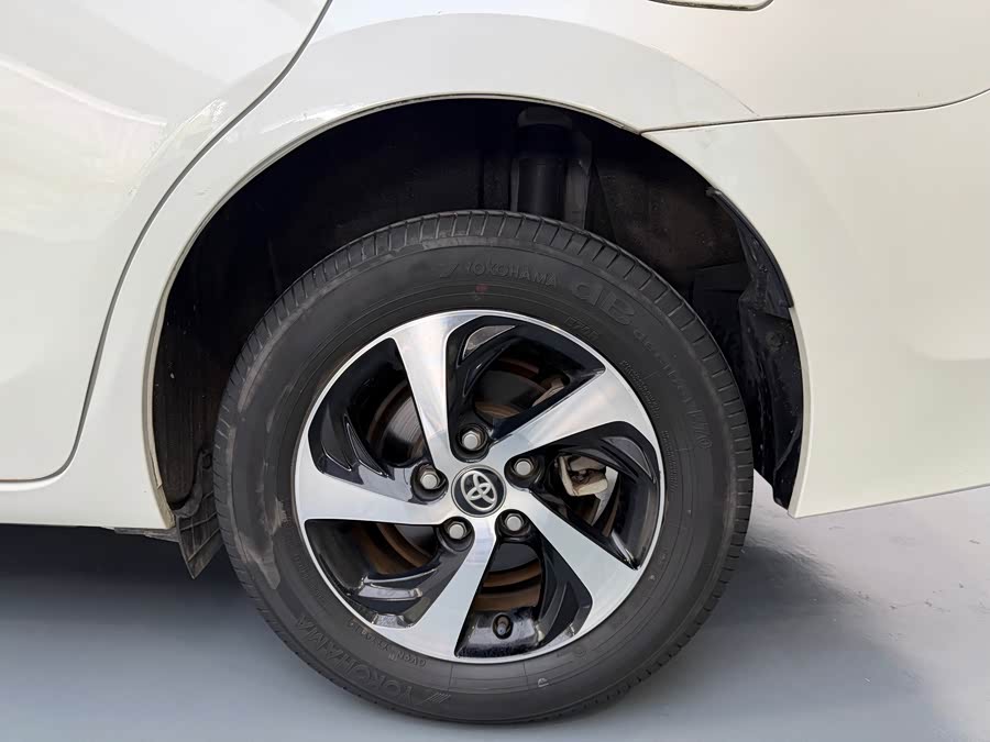 Toyota Levin 2017 — фото 12