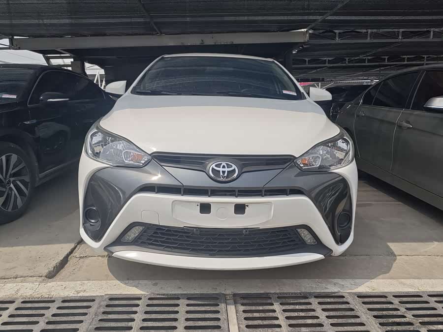 Toyota Yaris L 2016