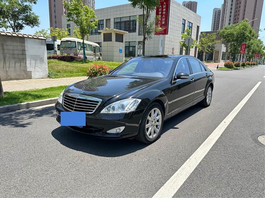 Mercedes-Benz S-Class 2008