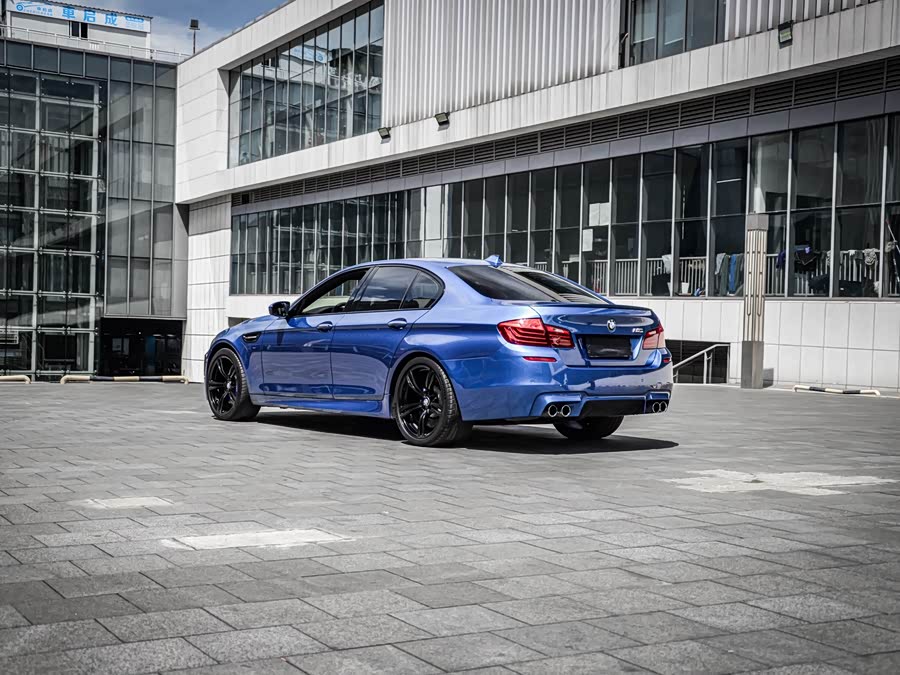 BMW M5 2014