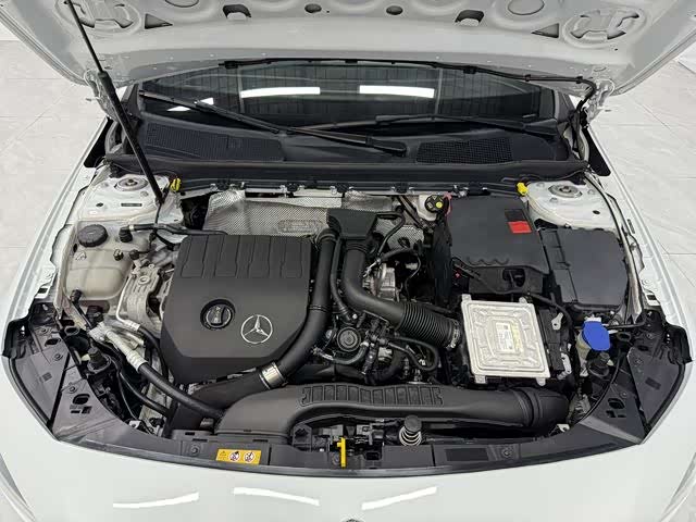 Mercedes-Benz A-Class 2020 — фото 10