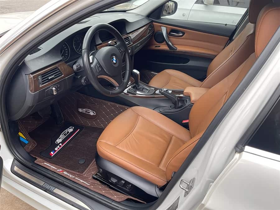 BMW 3 Series 2010