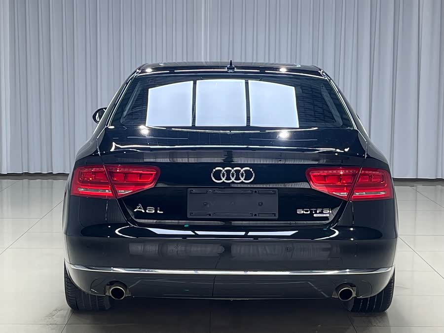 Audi A8 2012