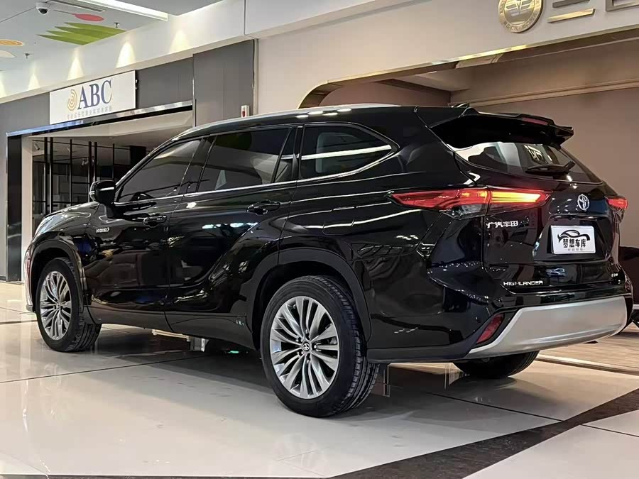 Toyota Highlander 2023