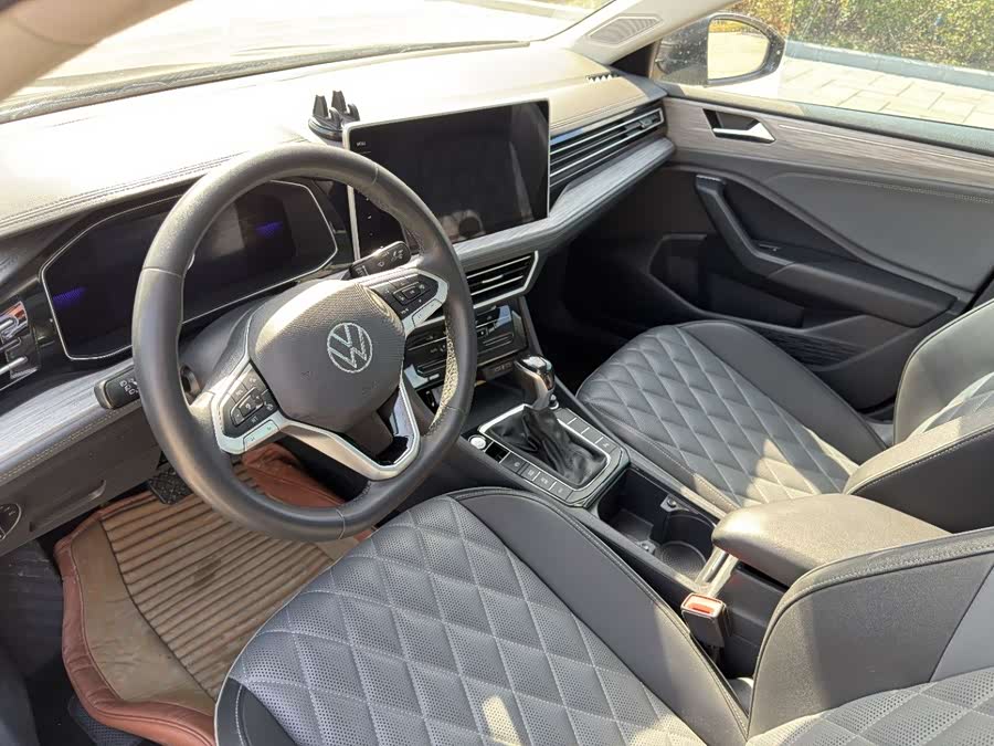 Volkswagen Sagitar 2023