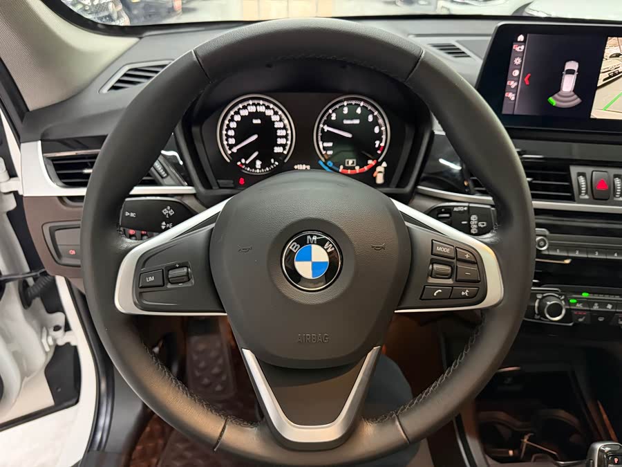 BMW X1 2022 — фото 12