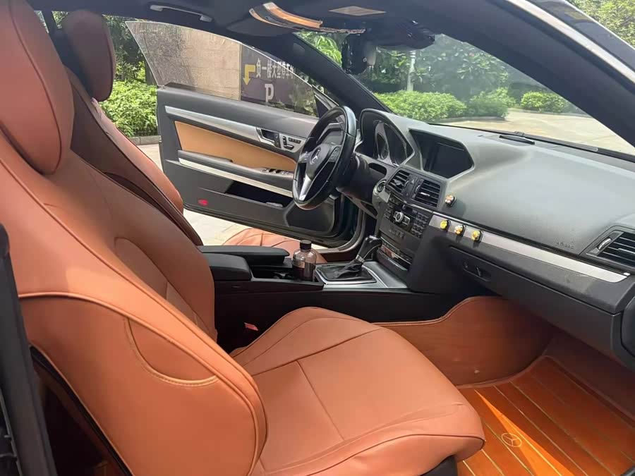 Mercedes-Benz E-Class 2011