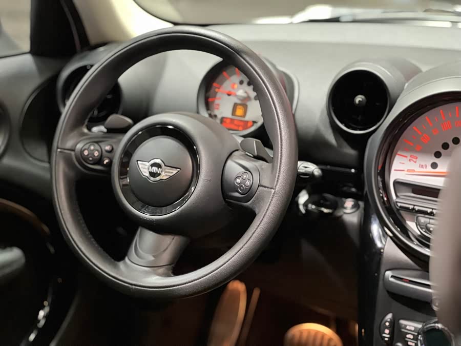 MINI Countryman 2012