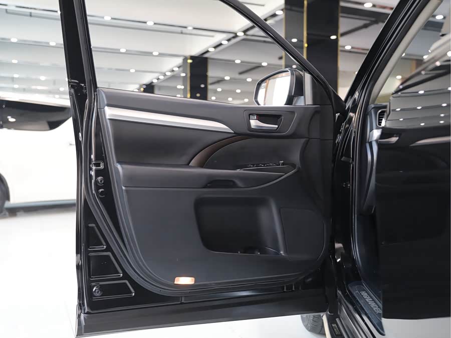 Toyota Highlander 2018
