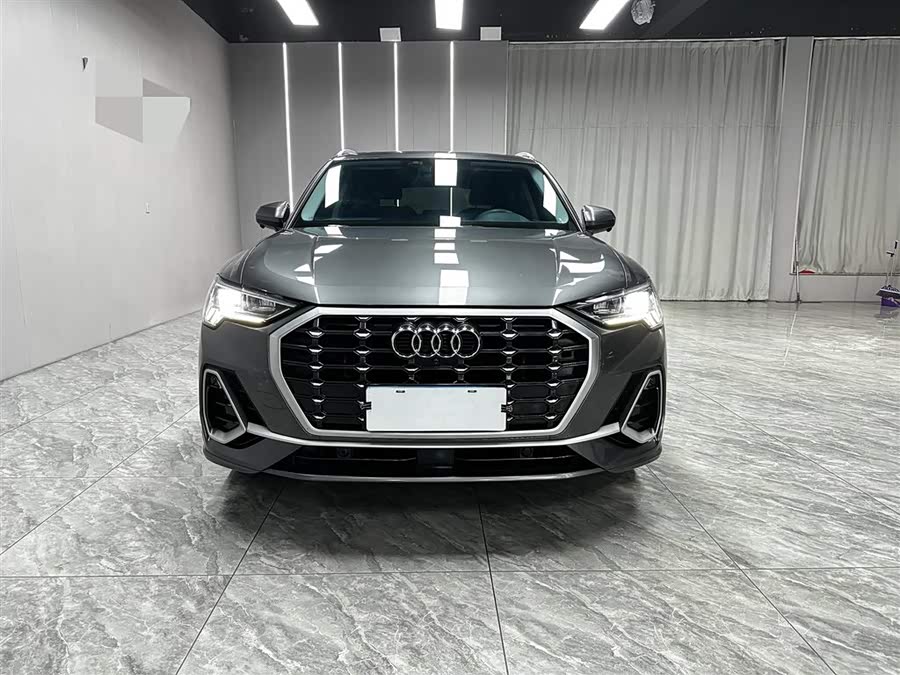 Audi Q3 2022
