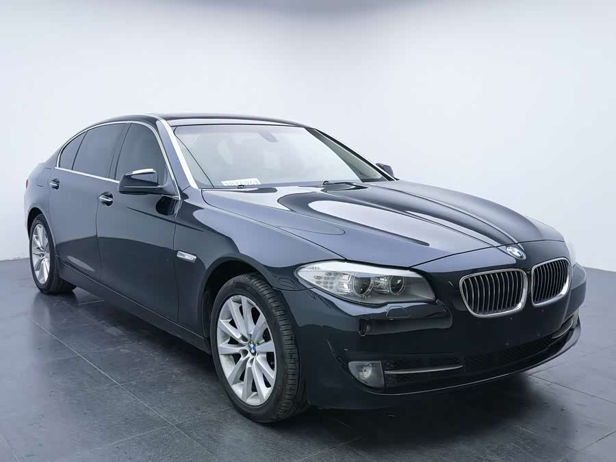 BMW 5 Series 2011