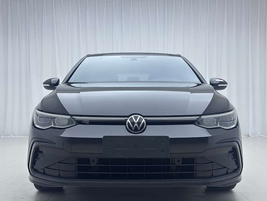 Volkswagen Golf 2021