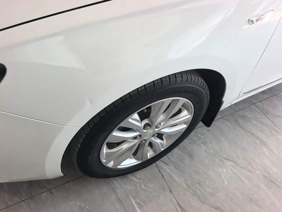 Buick Excelle GT 2019 — фото 23
