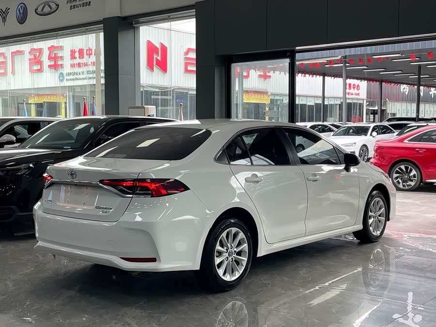 Toyota Corolla 2021 — фото 16