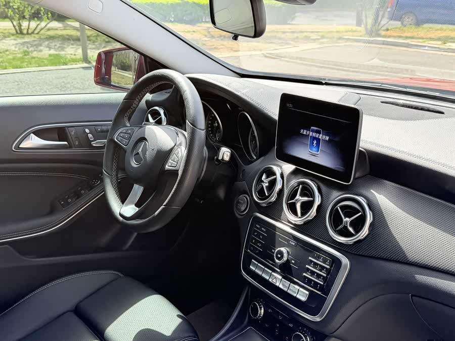 Mercedes-Benz GLA 2018 — фото 19