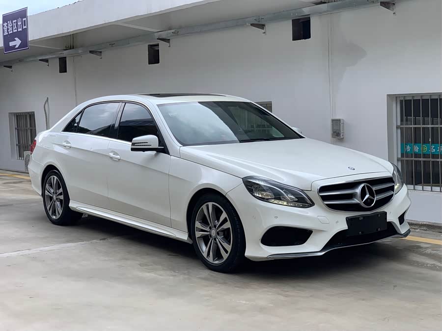 Mercedes-Benz E-Class 2015