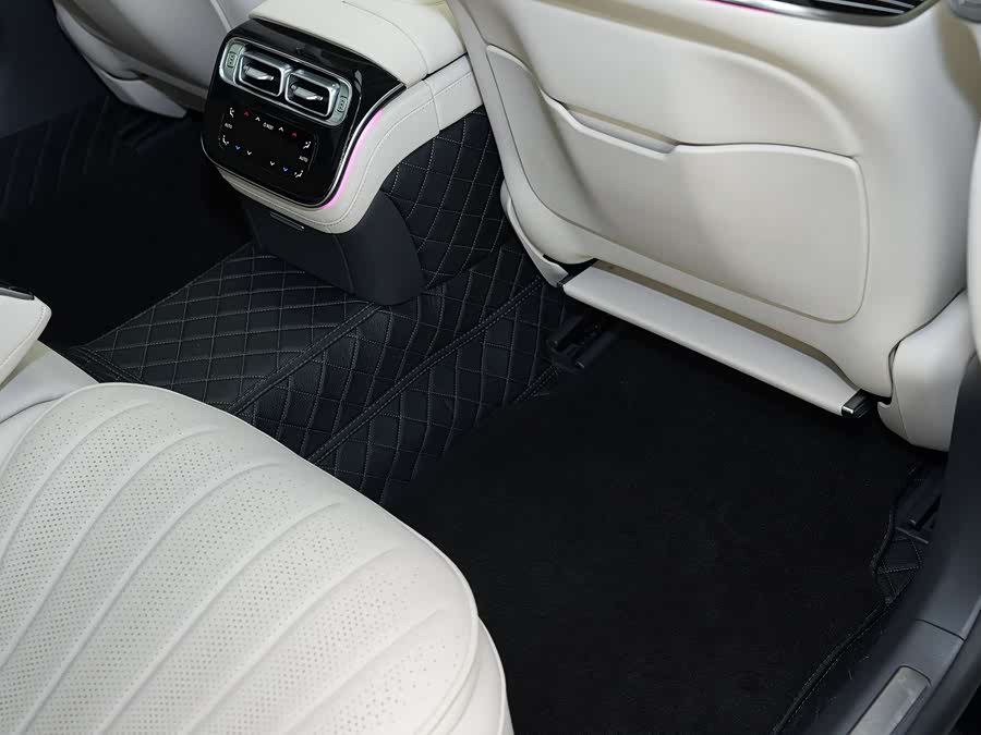 Mercedes-Benz S-Class 2023 — фото 15