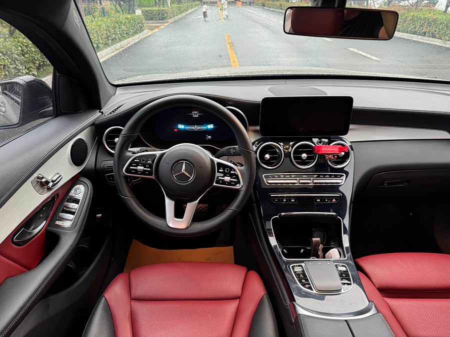 Mercedes-Benz GLC Coupe 2020 — фото 18