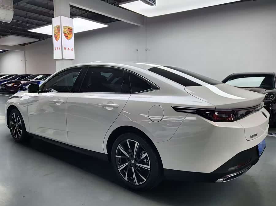 Changan Escape 2025 — фото 13