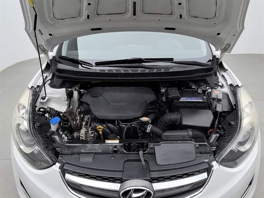 Hyundai Elantra 2015