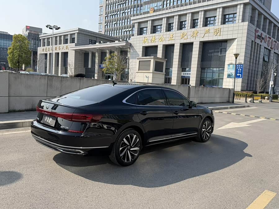 Volkswagen Passat 2023