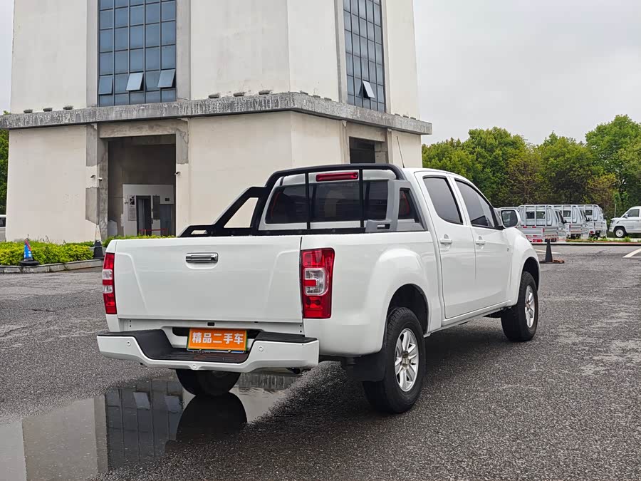 Isuzu RE-MAX Ruimai 2018