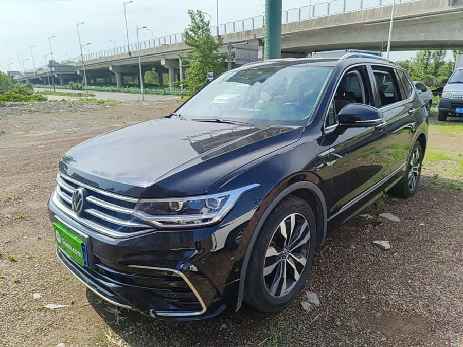 Volkswagen Tiguan L 2023