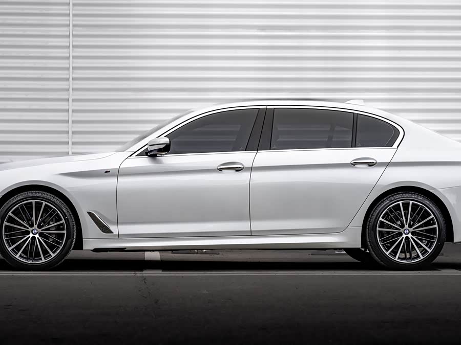 BMW 5 Series 2020