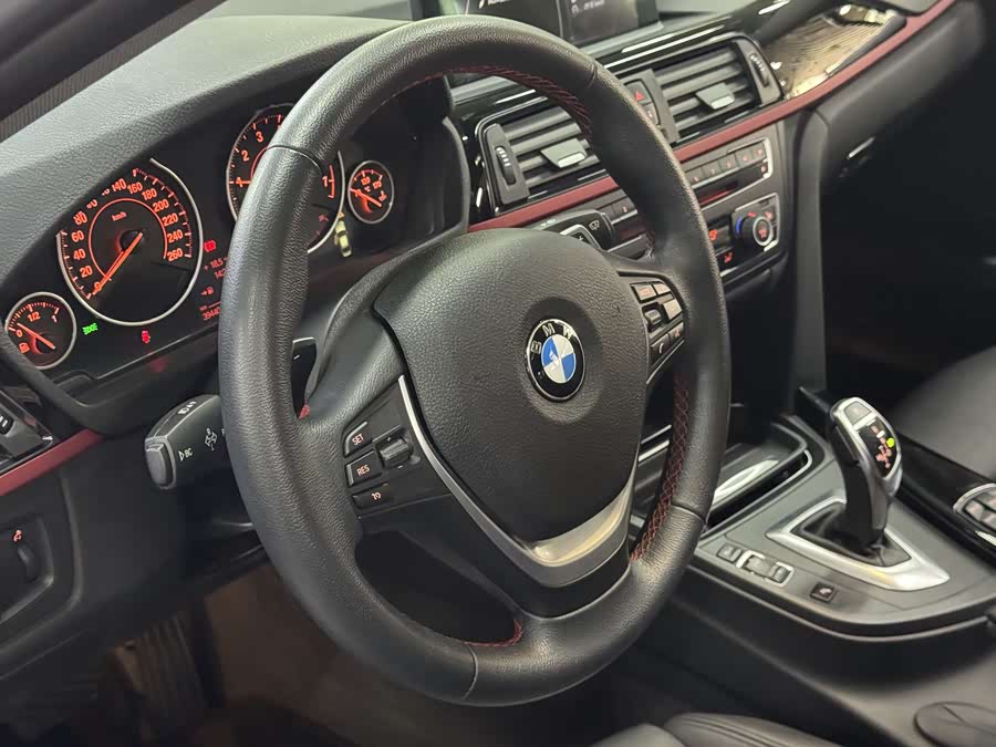 BMW 3 Series 2013 — фото 11