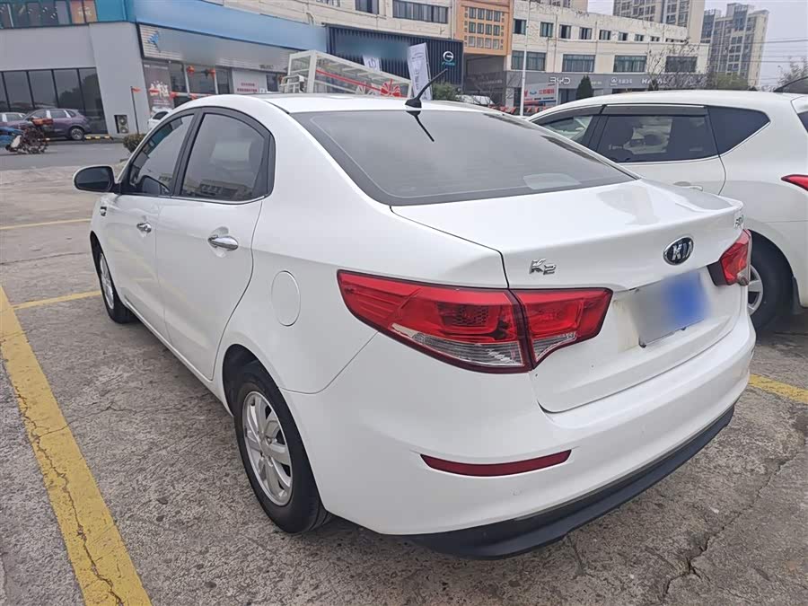 Kia K2 2015