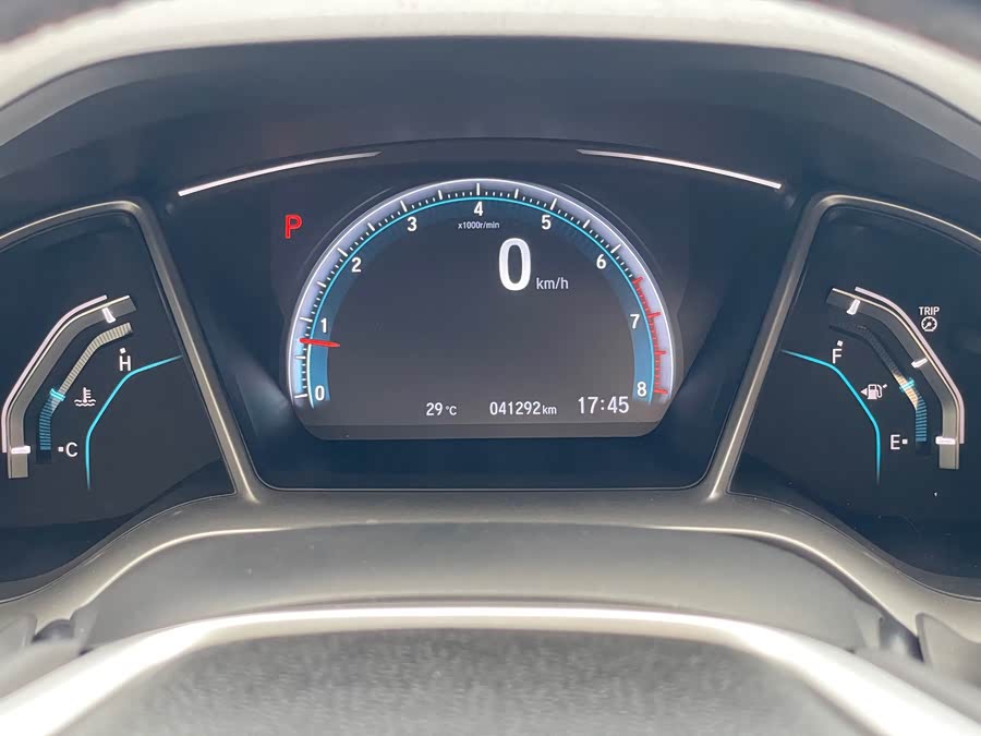 Honda Civic 2016 — фото 14