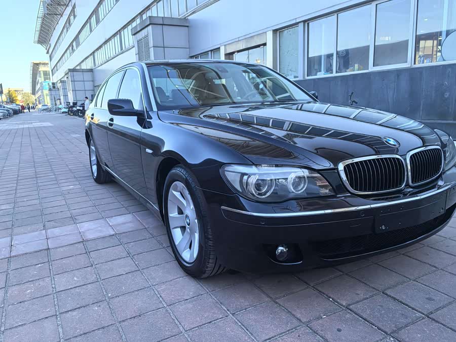 BMW 7 Series 2005