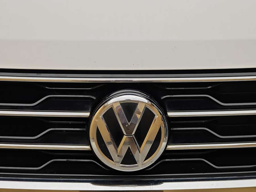 Volkswagen T-Roc 2019