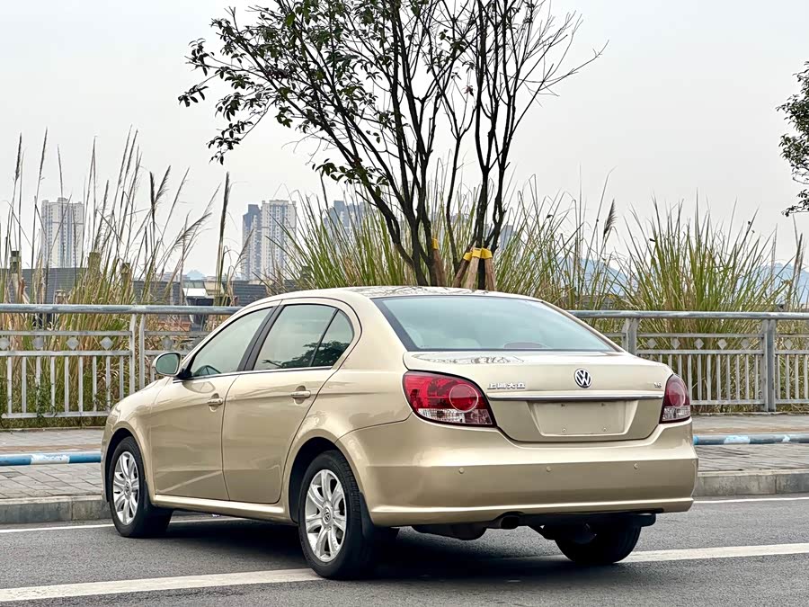 Volkswagen Lavida 2011