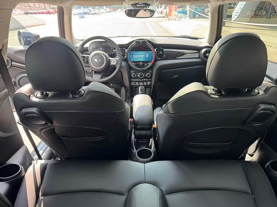 MINI MINI 2022