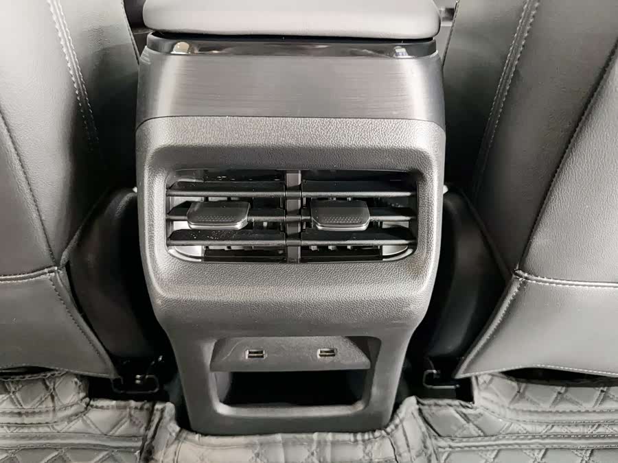 Wuling Starlight 2023 — фото 22