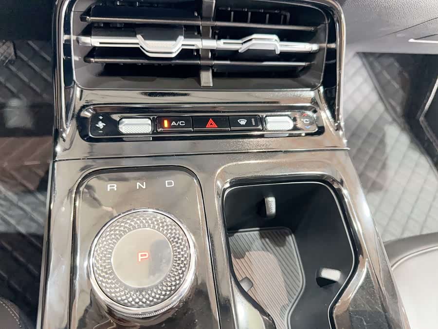 Wuling Starlight 2023 — фото 24