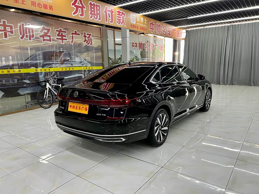 Volkswagen Passat 2024