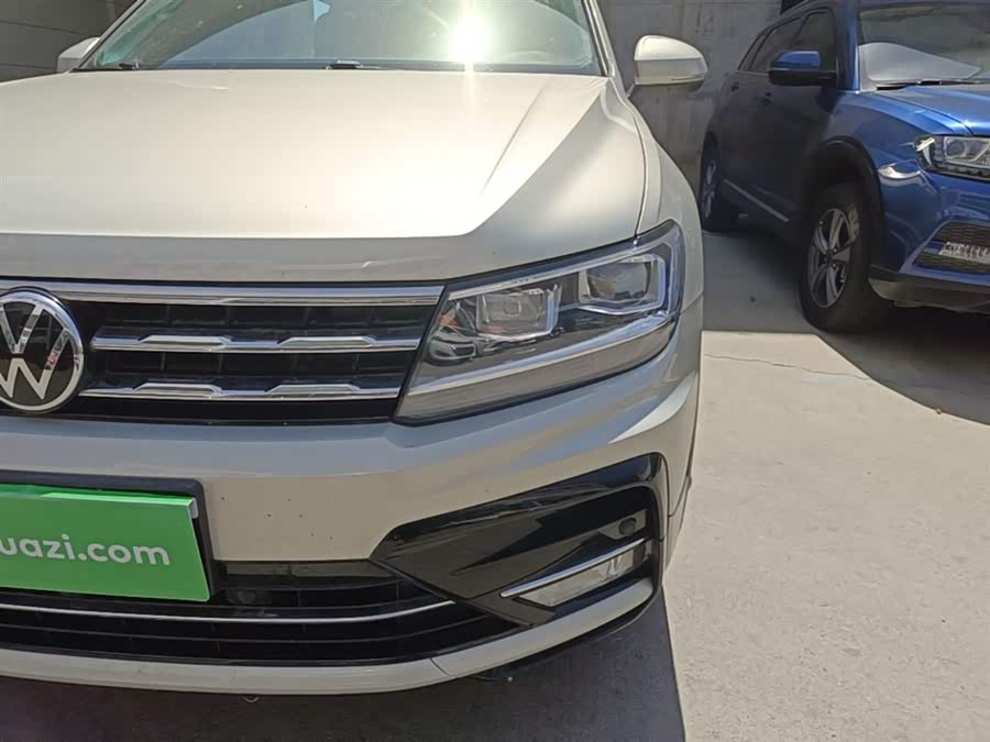 Volkswagen Tiguan L 2021 — фото 23