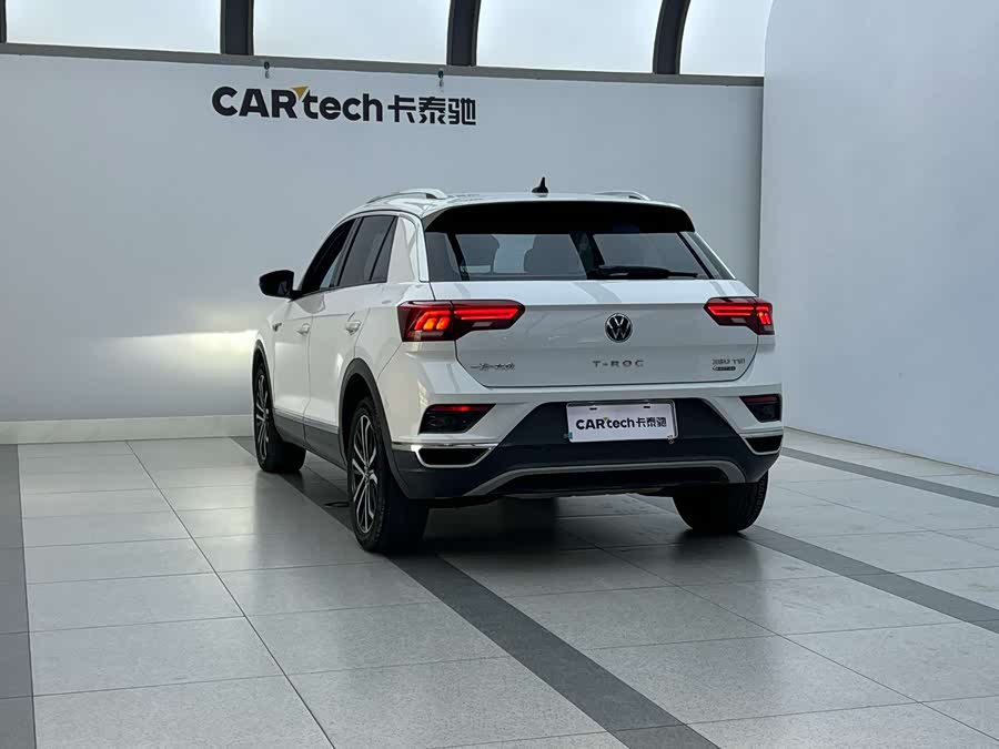Volkswagen T-Roc 2021 — фото 23