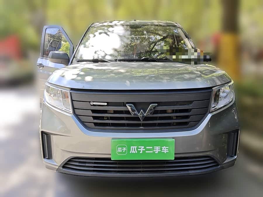 Wuling Hongguang PLUS 2020 — фото 24