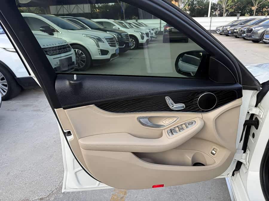 Mercedes-Benz C-Class 2016