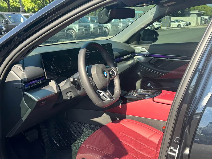 BMW 5 Series 2024