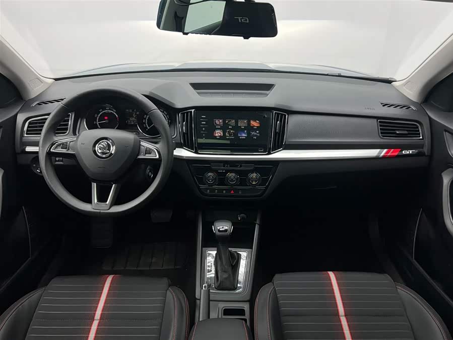 Skoda Kamiq 2020 — фото 16