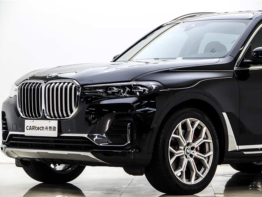 BMW X7 2022