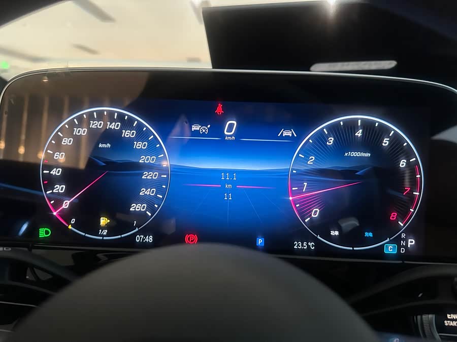 Mercedes-Benz E-Class 2025